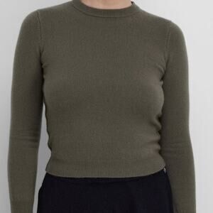 Extreme Cashmere Women Petite crew sweater dark gray XS small